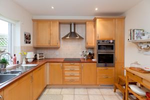 Kitchen- click for photo gallery